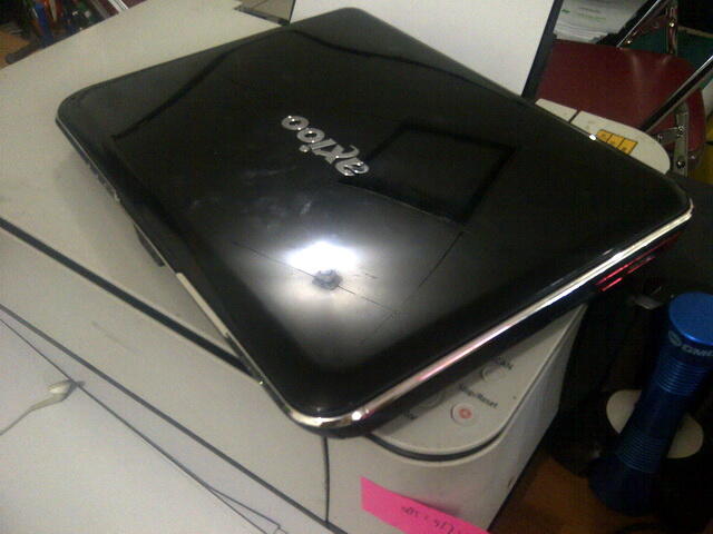 >> WTS atau Jual Axioo Neon CLW 3522 Fullset Mulus <<