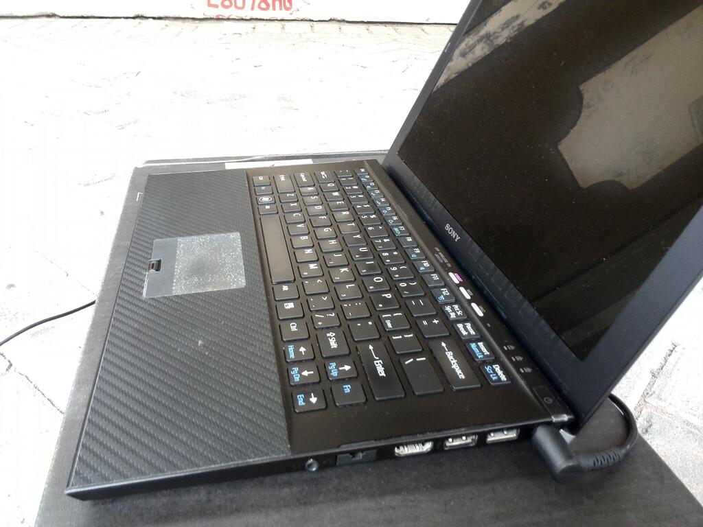 rare-sony vaio z217 carbon black fulset dan mulus