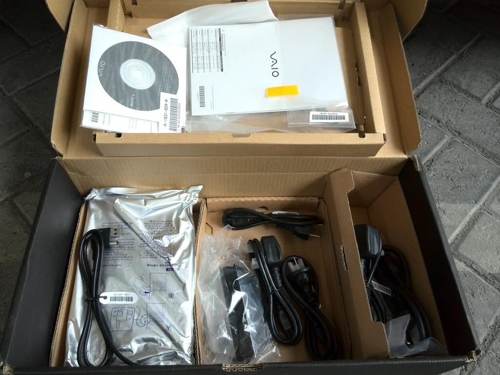 rare-sony vaio z217 carbon black fulset dan mulus