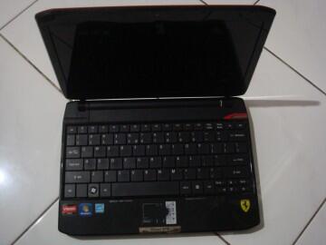 LAPTOP NETBOOK ACER Ferrari One-200 AMD® DUALCORE RAM 2GB HD 320GB