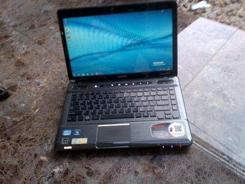 TOSHIBA P745-S4320 CORE i5-2430M RAM 4 GB HD 640 GB BLURAY AJIIB...
