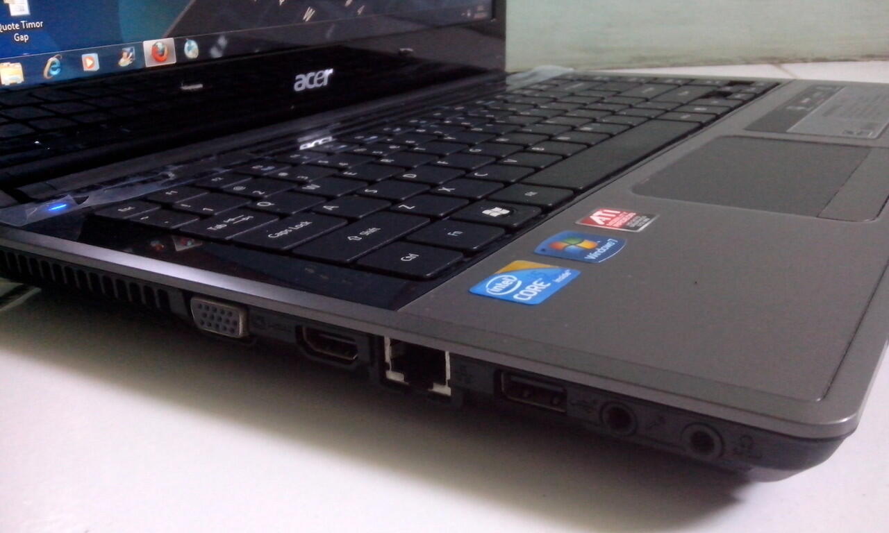 ACER 4745G, CORE I5 ATI M RADEON 1 GB HD 640 GB