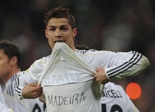 (PICT) gaya selebrasi CR7 a.k.a Christioano Ronaldo