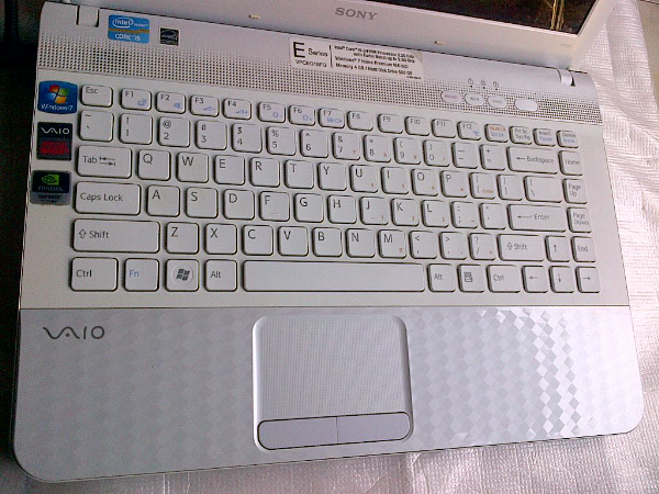 Laptop SONY VAIO VPCEG18FG Core i5 Sandy Bridge WHITE Istimewa || Surabaya