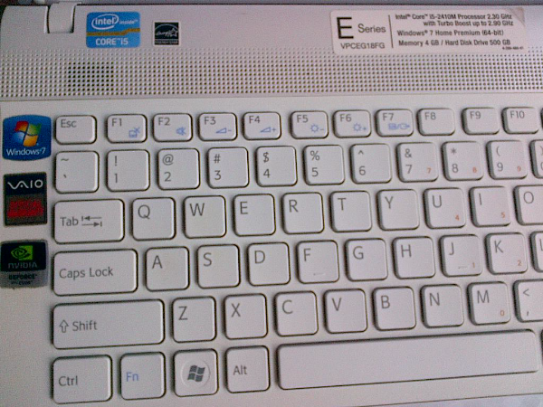Laptop SONY VAIO VPCEG18FG Core i5 Sandy Bridge WHITE Istimewa || Surabaya