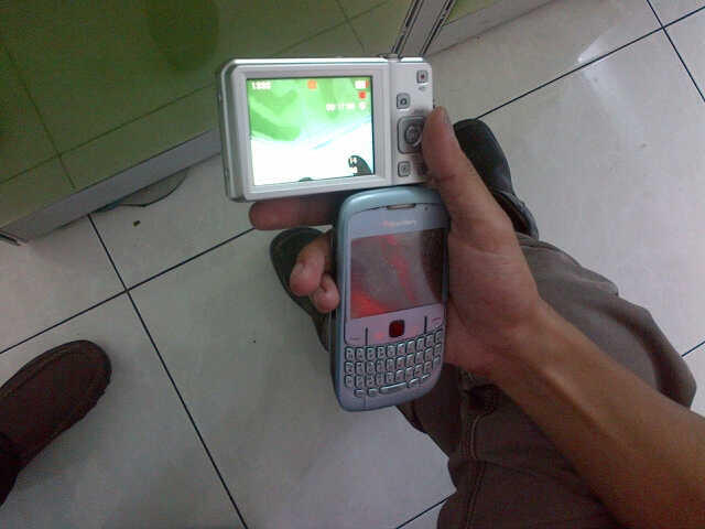 blackberry curve 8520 camera 16 pixel