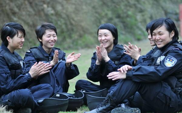 Mengintip Pelatihan dan Markas Tim SWAT Wanita di China