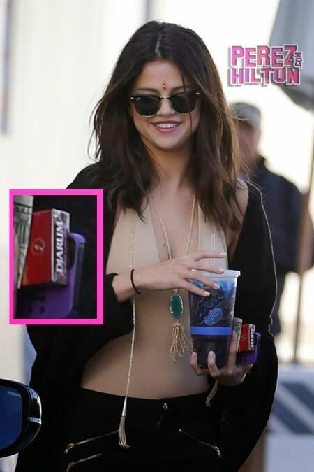 Selena Gomez Ternyata Pecinta Rokok Djarum!