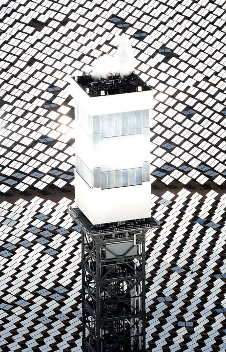 &#91;WOW&#93; Sistem panel tenaga surya terbesar di dunia