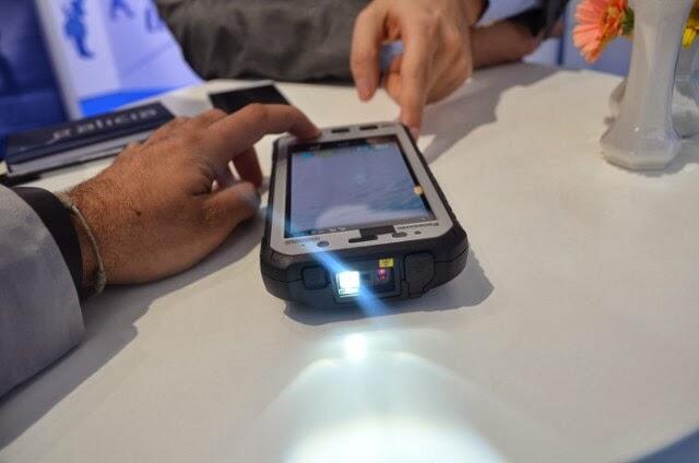 PHOTO: Android &quot;Badak&quot; Sang Panasonic
