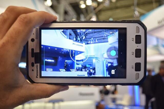 PHOTO: Android &quot;Badak&quot; Sang Panasonic