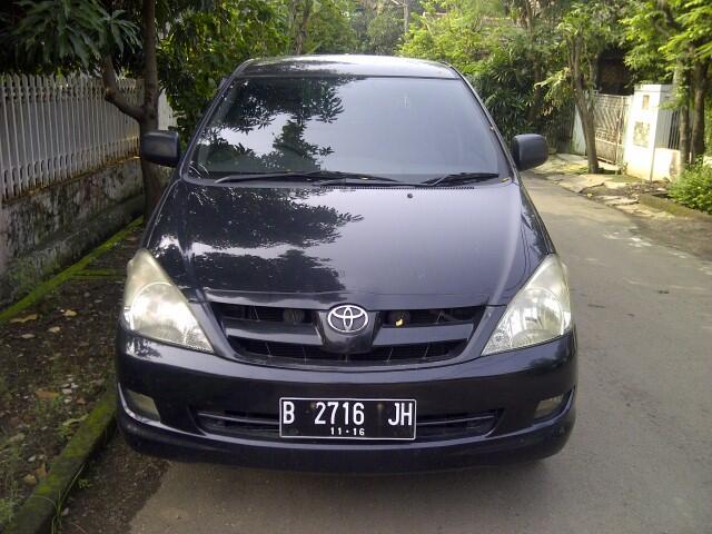 Dijual mobil keluarga Inova type G 2006 - Hitam - matic
