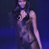 Model Paris Pamerkan Pakaian Dalam di Etam Fashion Week (BB++)