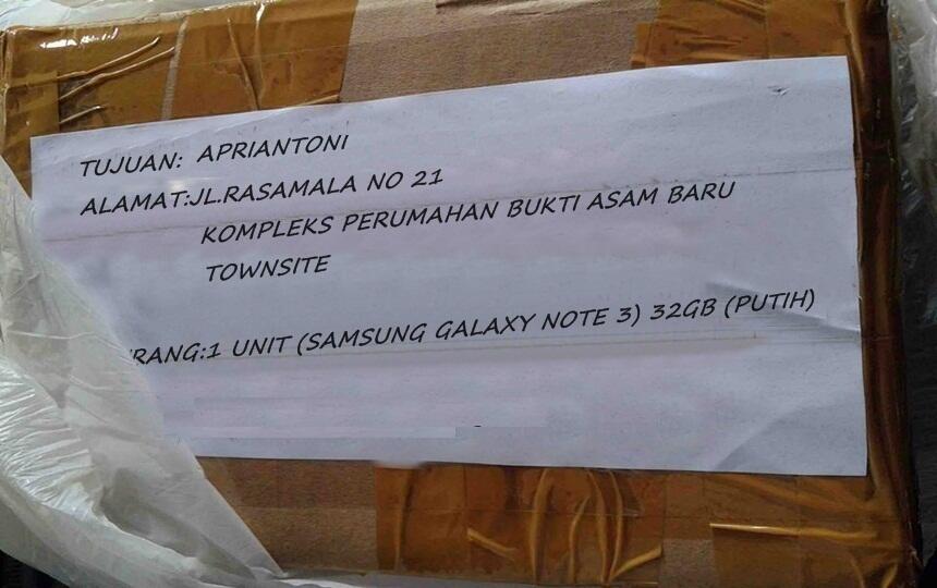 Dijual Asus Zenfone 5 Intel Z2580 2Ghz 16Gb RAM 2Gb Garansi 1 Tahun