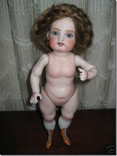 6 boneka seram
