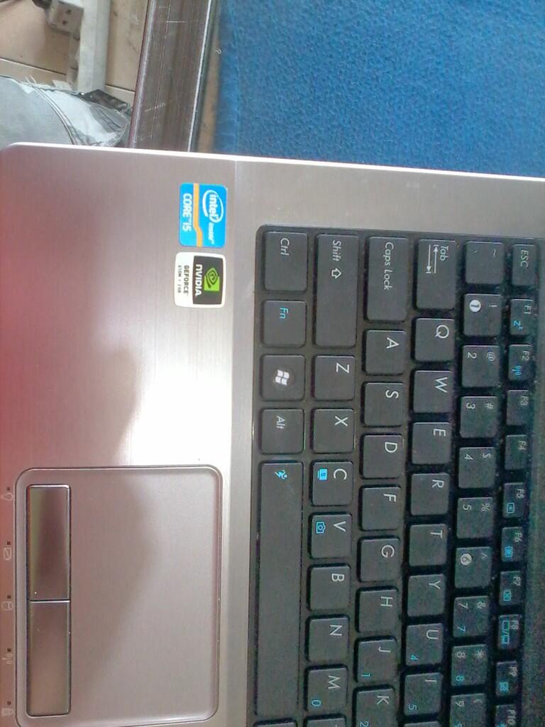 Asus A43S core i5 Nvidia Gforce 2GB disolo/surakarta