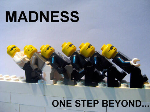 10 Replika Cover Album Dari Mainan Lego