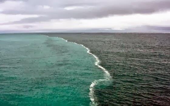 Di laut pun penuh Fenomena gan....