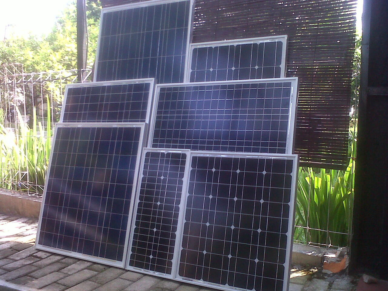 panel surya solar panel solar cell energi listrik tenaga surya matahari