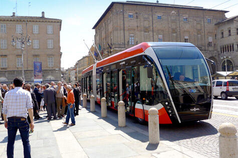 Bus-bus BRT (busway) canggih buatan Eropa