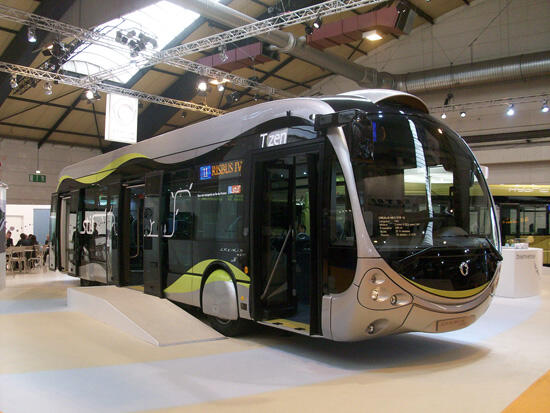 Bus-bus BRT (busway) canggih buatan Eropa