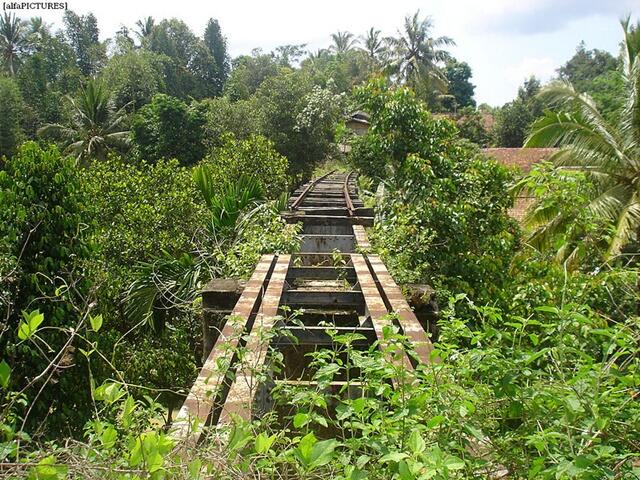 (WOW) Inilah Ujung Penghabisan Rel Kereta Api di Bagian Paling Barat Pulau Jawa