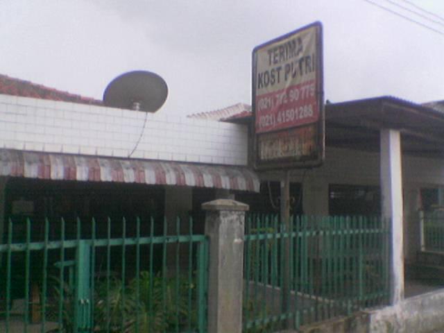 Terima kost-an utk wanita & mahasiswi
