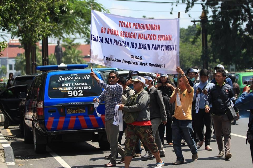 Risma di Mata PDIP VS di Mata Arek-arek Suroboyo