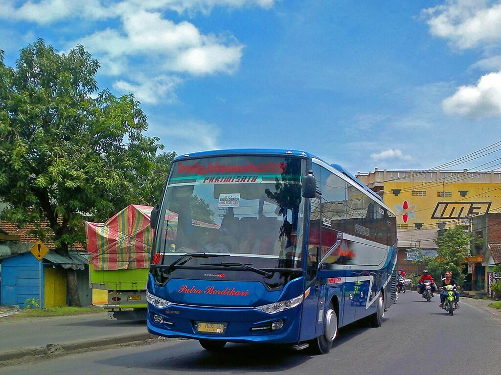 Mari Mengenal Model Bus Yang Ada Di Indonesia +PICT