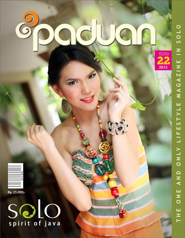 Hair & Make Up ( Hair & Make Up Artis ( Pernikahan, Party, Graduation )