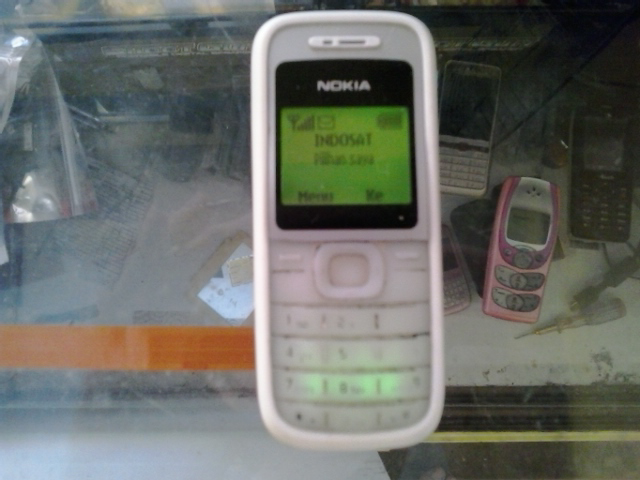 hp nokia khusus untuk ngaktifin kartu