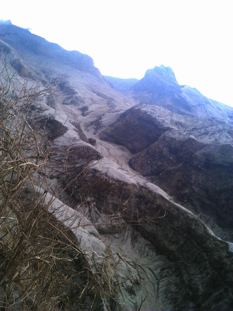 &#91;PIC+STORY&#93; Kondisi Gunung Kelud 2 Minggu Setelah Letusan 13 Februari 2014.