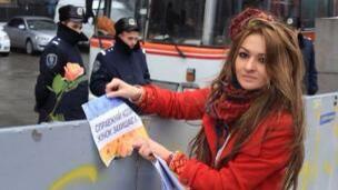 Kisah menarik dibalik Konflik Ukraina, Cinta Menembus Barikade