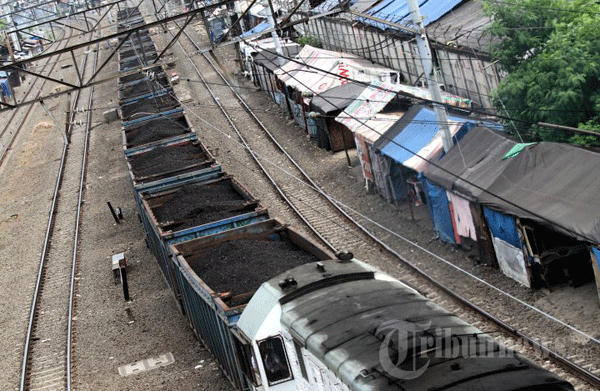 (Ngene Ngeres en Surem) 5 Juta warga DKI tinggal di tanah ilegal