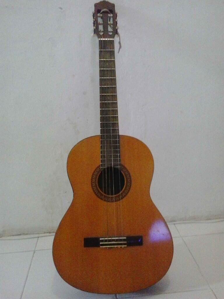 Unduh 64+ Gambar Gitar Yamaha Keren HD
