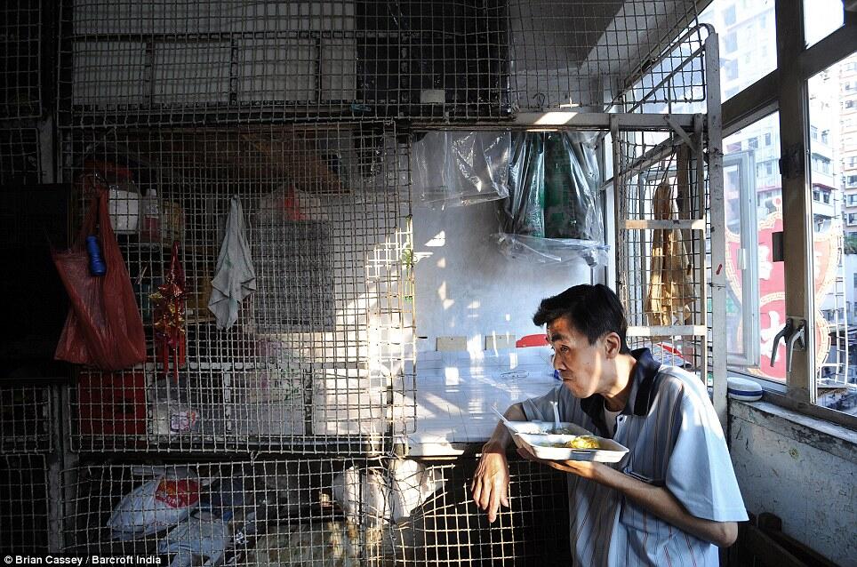 (MIRIS) Potret Salah Satu Sisi Kehidupan Kota Terkaya Dunia Di Hong Kong 