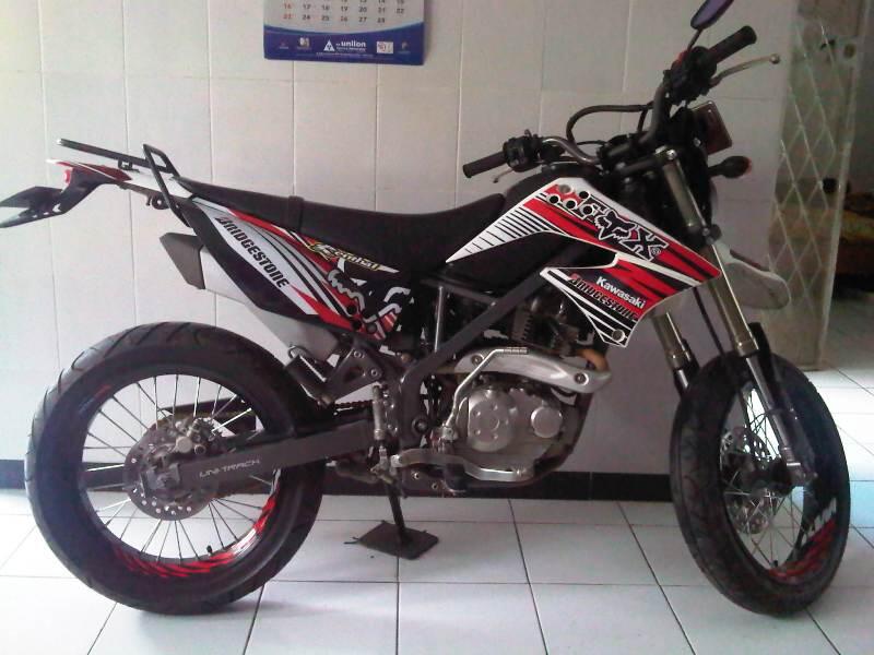 Terjual TRAIL SUPERMOTO KLX D TRACKER 150-mulus kinyis 