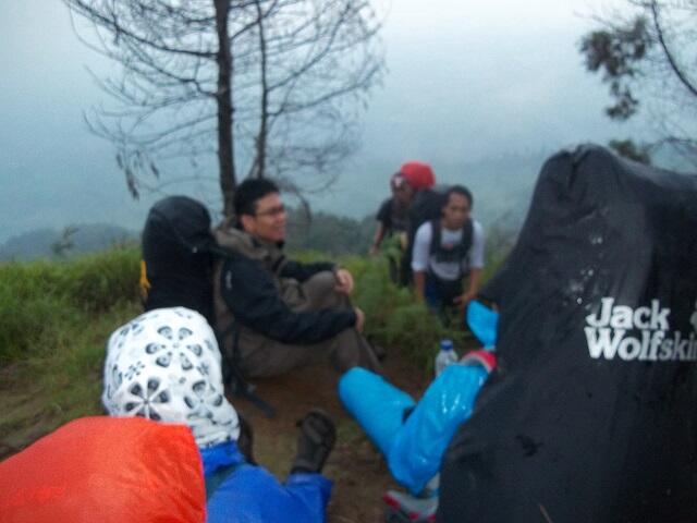 PENDAKIAN BASAH GUNUNG SUMBING 3.371 Mdpl ( via Bowongso ) 27 Feb – 01 Mar 2014