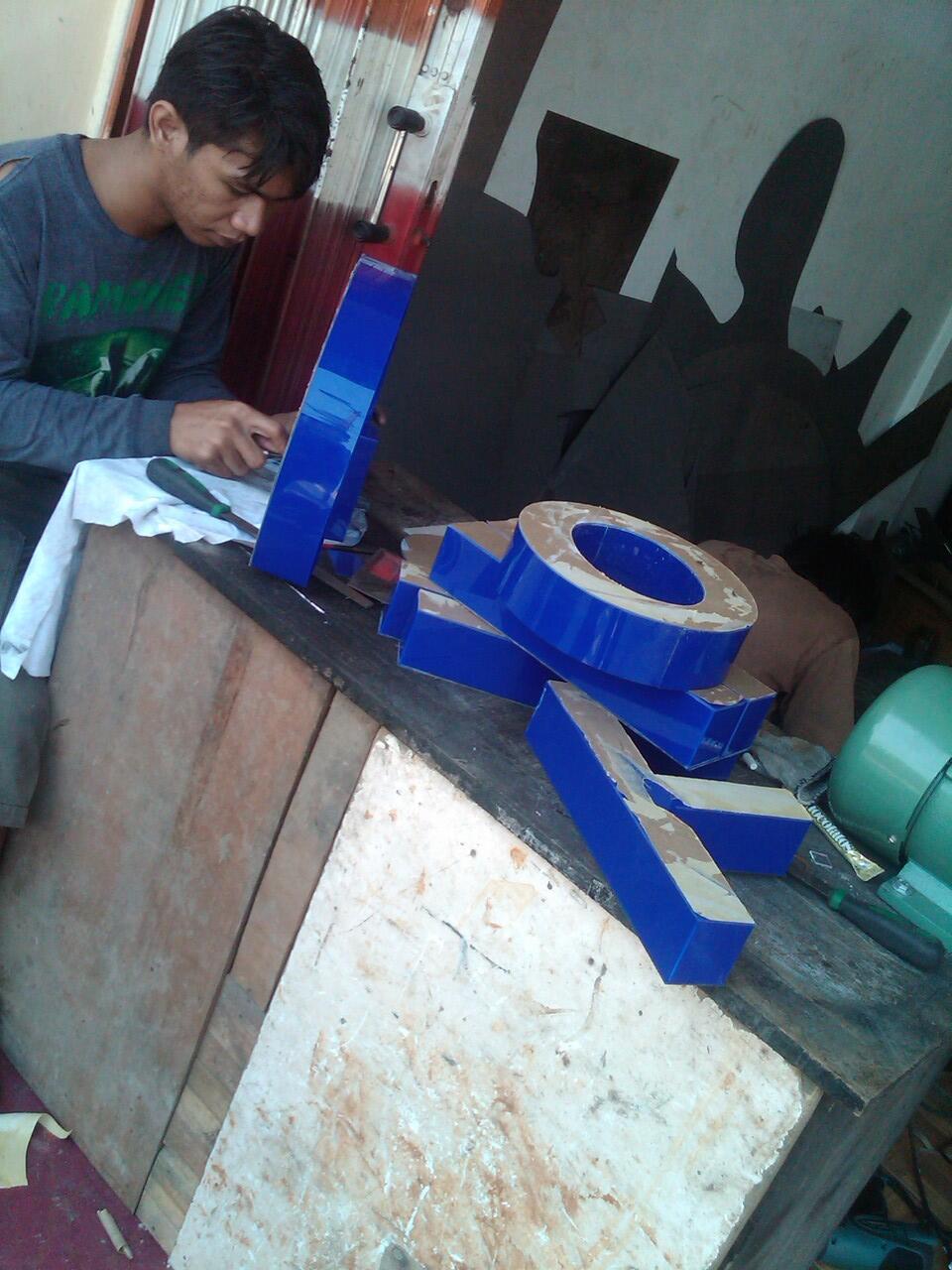 JASAPEMBUATAN SIGNAGE,BILLBOARD,NEONBOX,NEON/PYLONSIGN,LETTER TIMBUL,PAJAK REKLAME