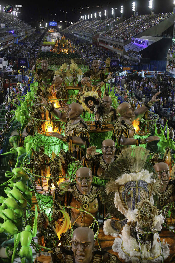 Inilah Karnaval Terbesar dan paling ditunggu sejagad " RIO KARNAVAL 2014 "