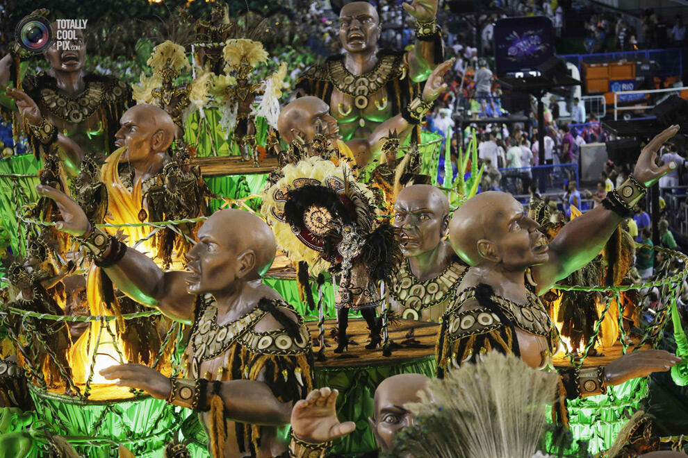 Inilah Karnaval Terbesar dan paling ditunggu sejagad " RIO KARNAVAL 2014 "