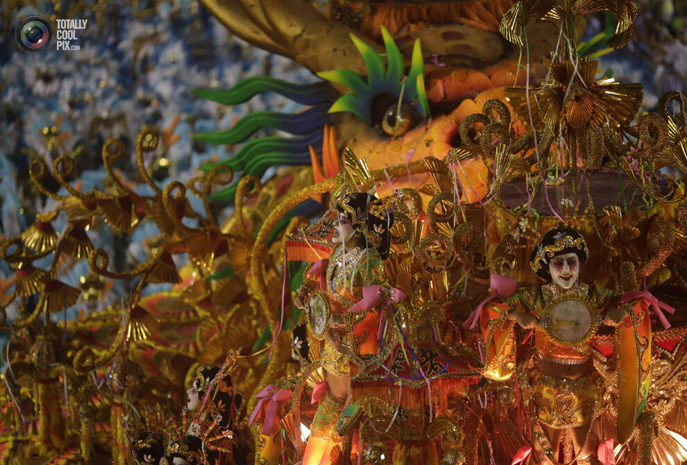 Inilah Karnaval Terbesar dan paling ditunggu sejagad " RIO KARNAVAL 2014 "