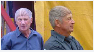 koleksi SISA SISA RAMBUT yang UNIK di kepala yang BOTAK karena RONTOK