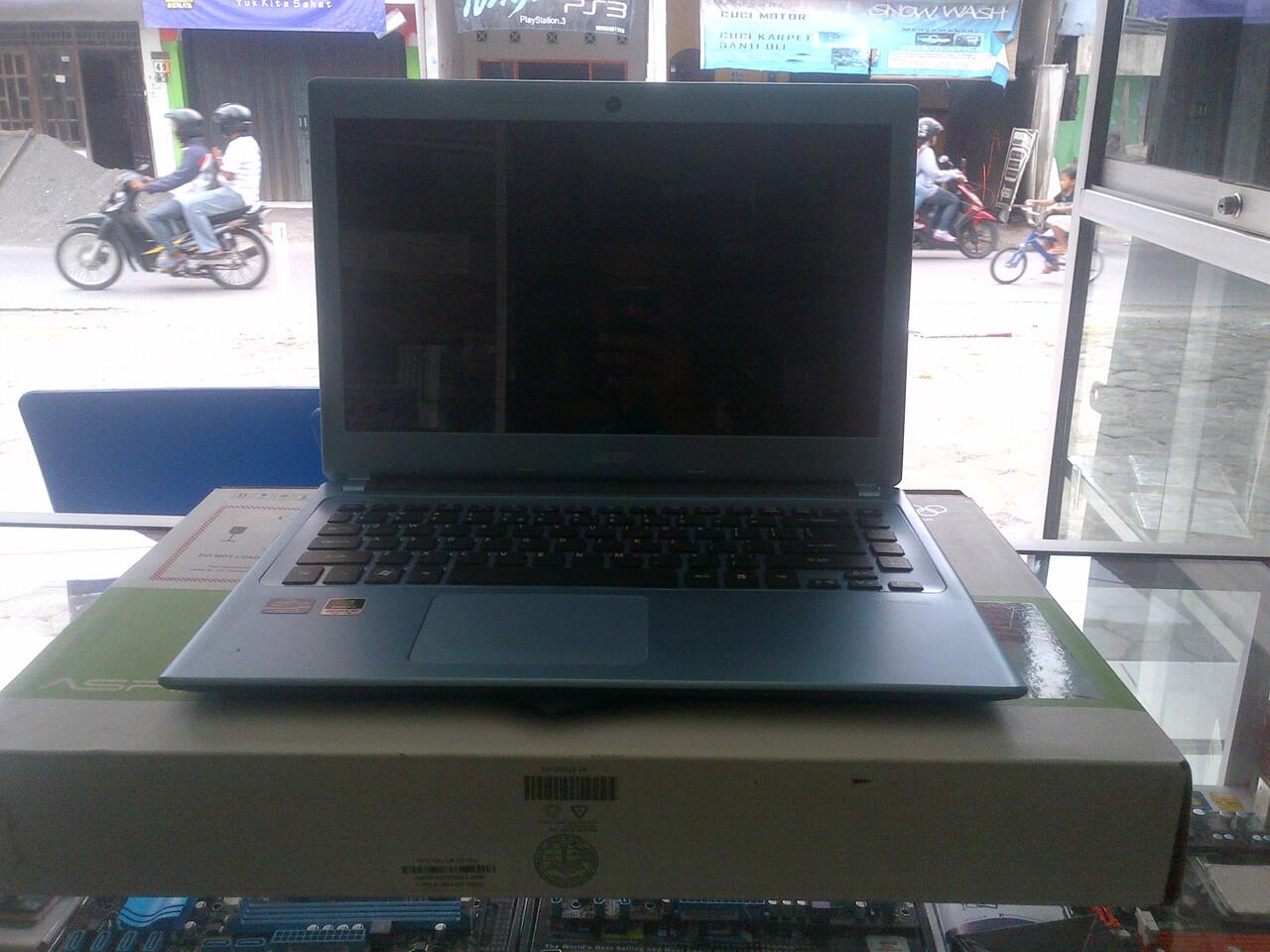 acer aspire V5-471 G