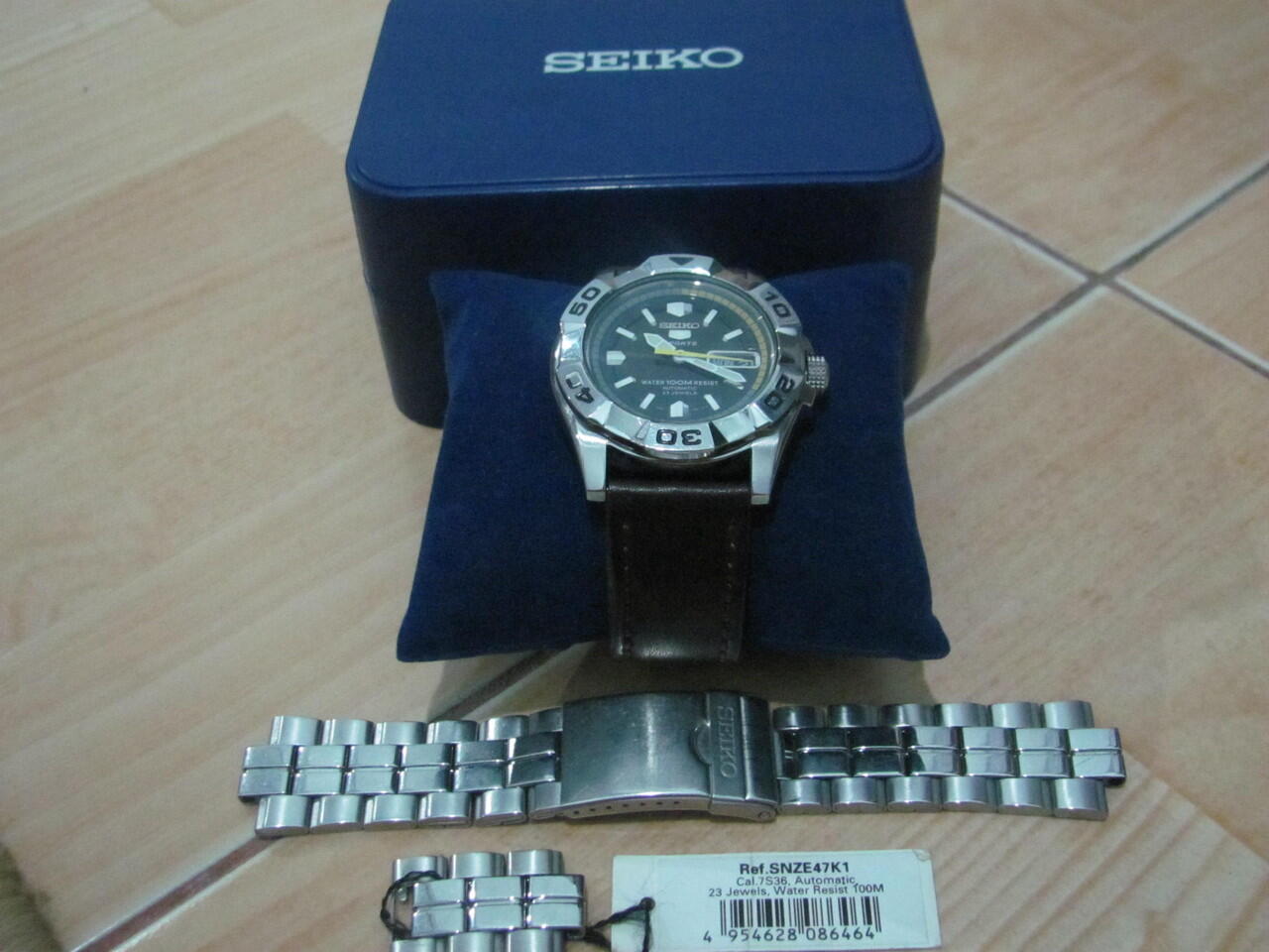 SEIKO 5 Kinetic SNZE47K1 (rare item)