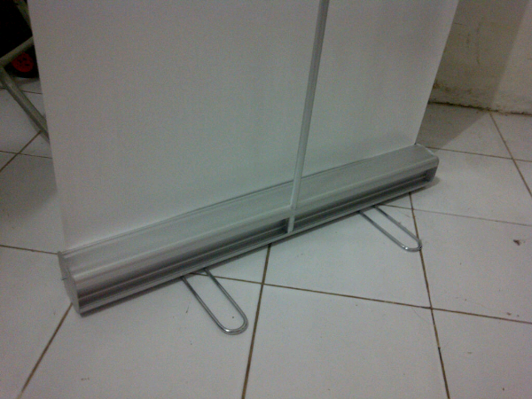 Jual Rangka Roll Up Banner Sisa Event.