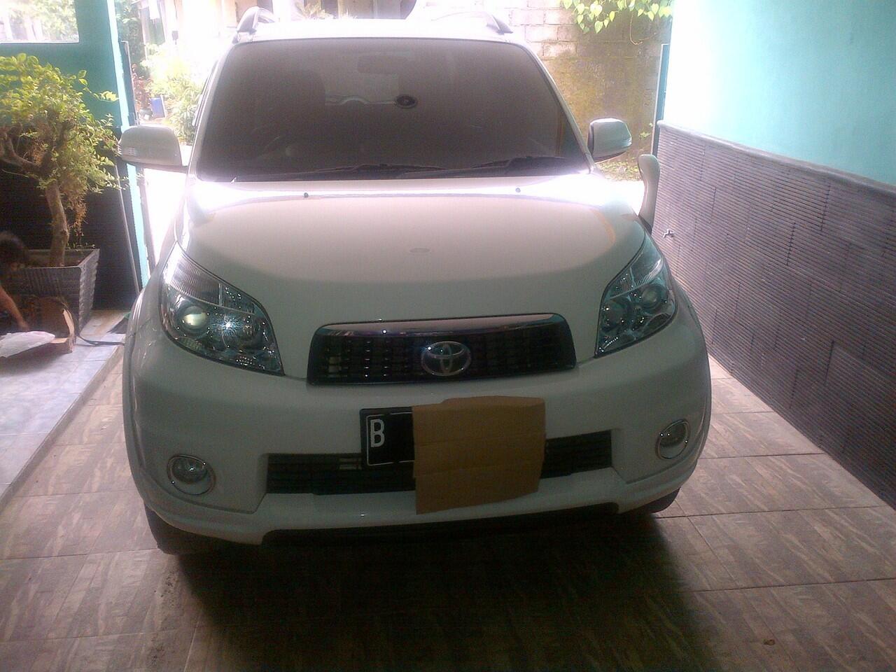TOYOTA RUSH TYPE G 2012 WHITE OVERKREDIT