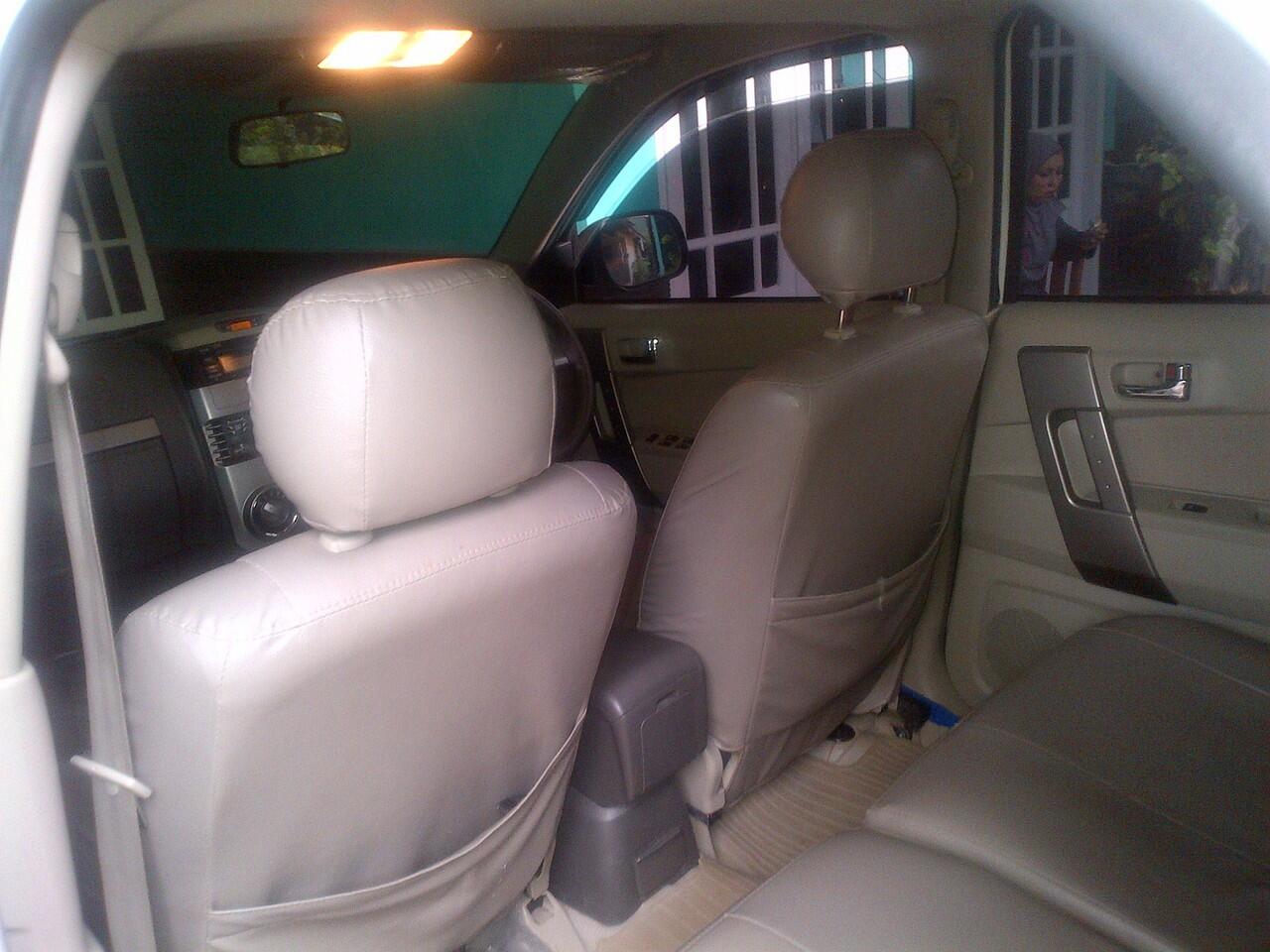 TOYOTA RUSH TYPE G 2012 WHITE OVERKREDIT
