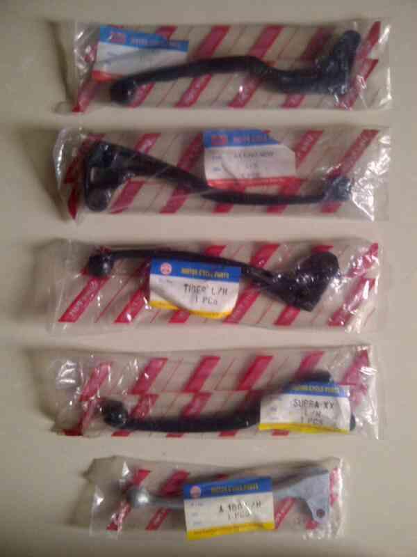 Cuci Gudang Aksesoris Motor (Gear, Ban, Stang Jepit, Shockbreaker, Knalpot, Jas, dll)