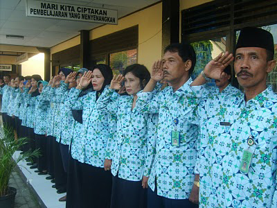 KeMenKeu: PNS Harus Digaji Lebih BESAR Agar Tak Korupsi !!!